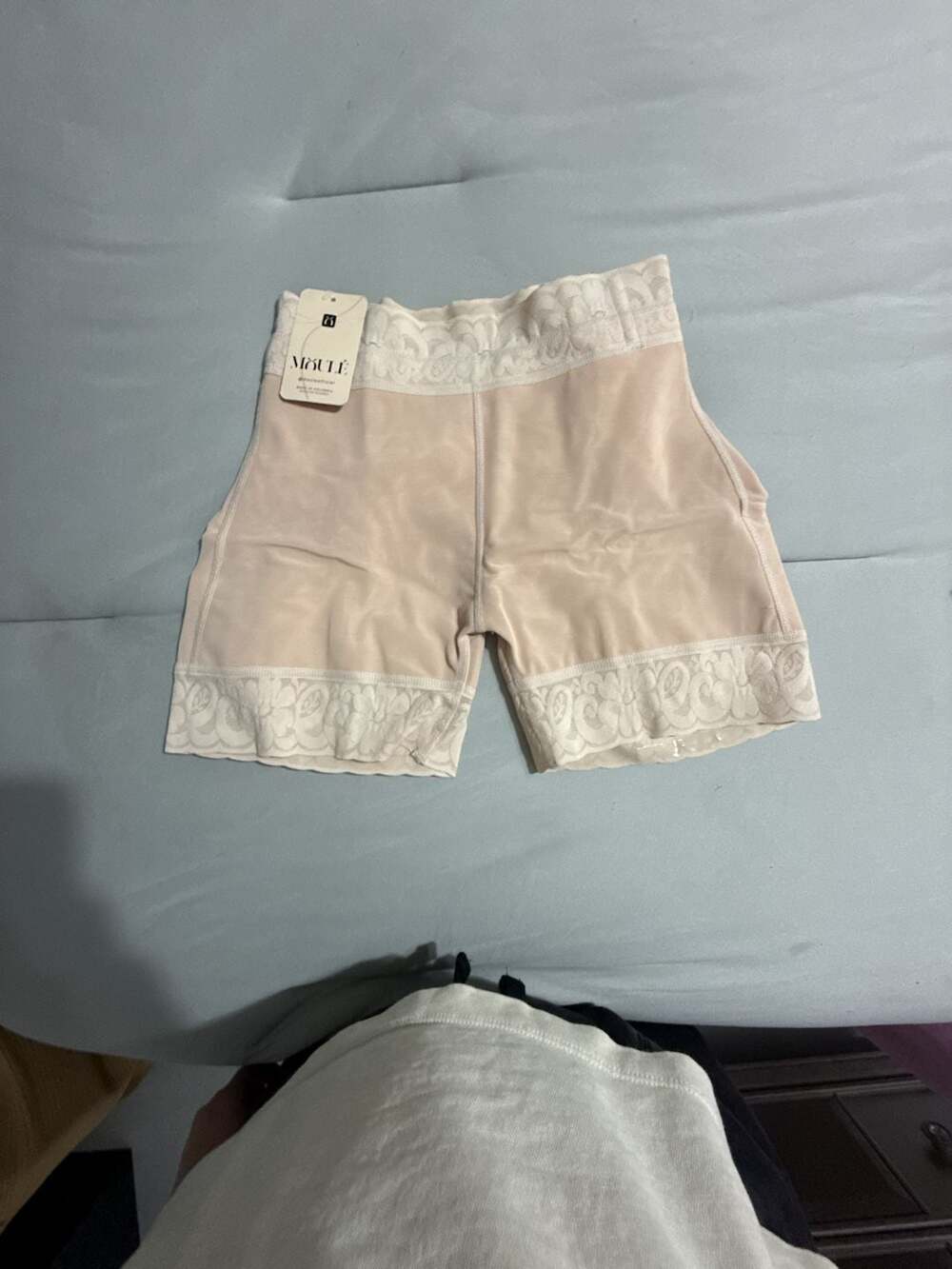 Moulé Shaping Shorts Beige Lace BBL Shapewear